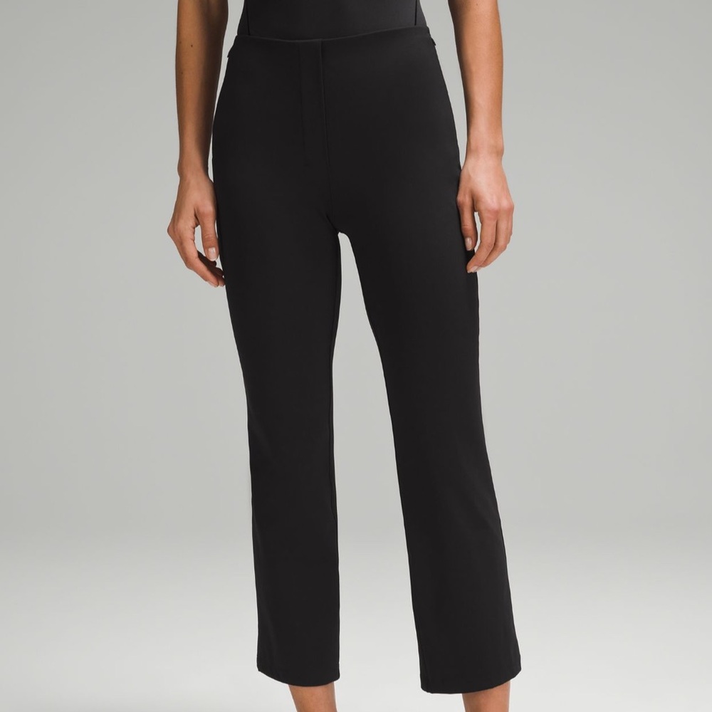 Lululemon Smooth Fit Pull-On High-Rise Cropped Pant - Size 14, Color: Black